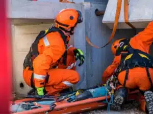 Custom Safety Clothing & Emergency Workwear for Extreme Environments
